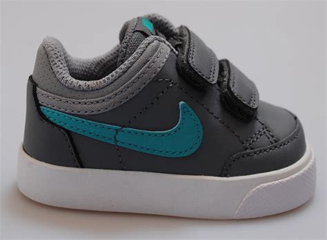 Nike toddler shoes